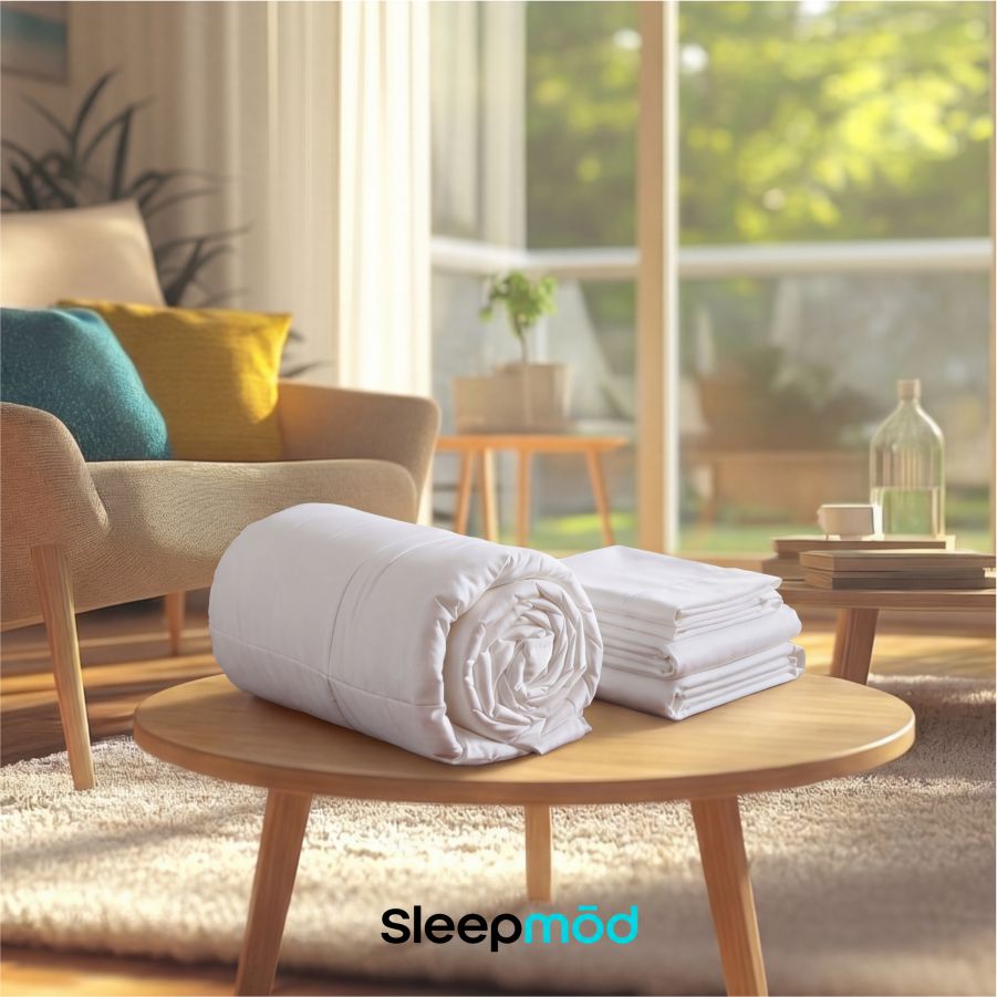 Cooling Comforter Set – Temperature-Regulating Eucalyptus Silk Comforter & Pillow Shams